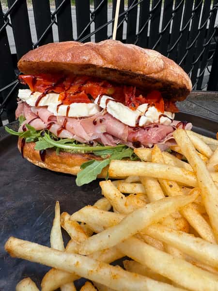 Cornicello Sandwich