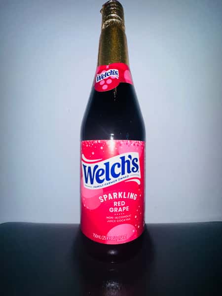 Welch's Sparkling Juice Cocktail, Red Grape 750ml Bottle