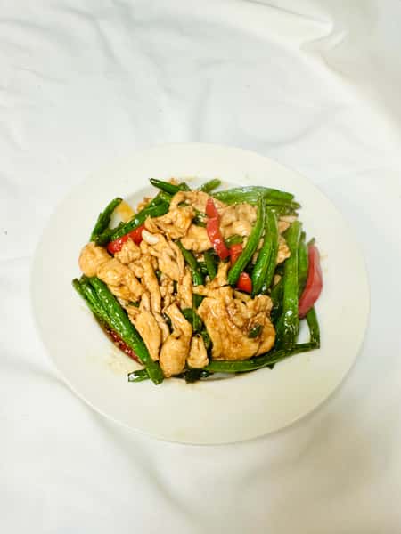 Chicken with Fresh Green Beans