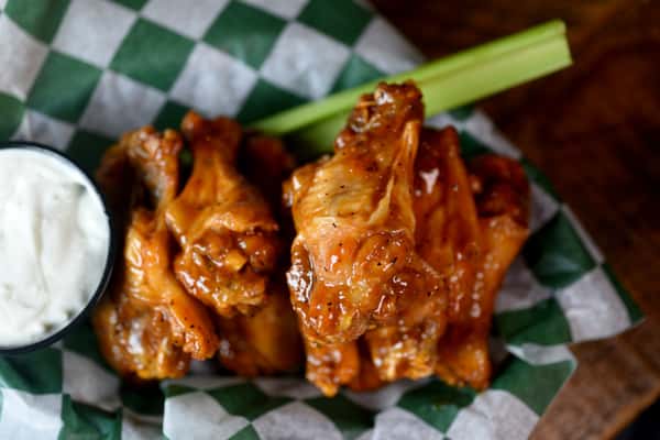 5 Spicy Apricot Wings