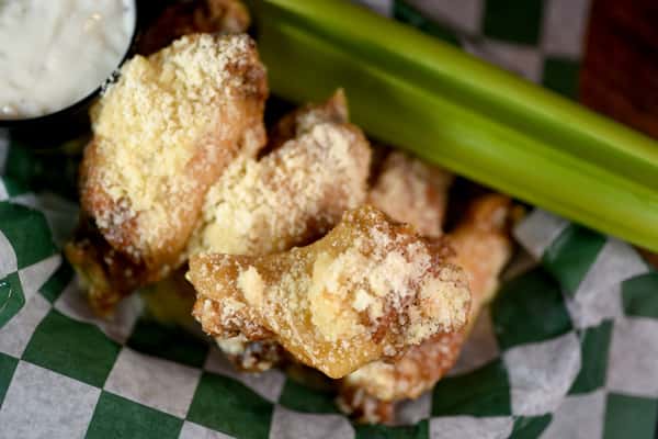 6 Parmesan Garlic Wings