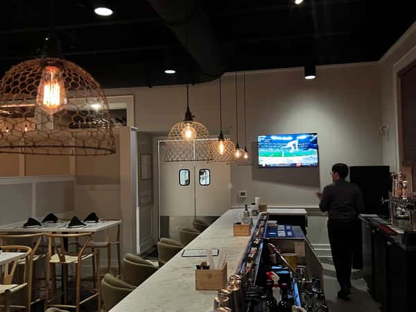bar
