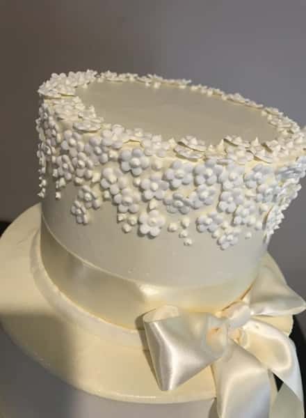 white wedding cake