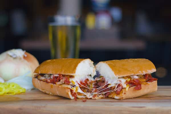 Pizza Sub & House Chips