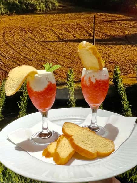 Cocktails and appetizers