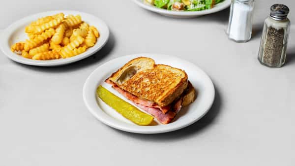 Half Sandwich & Soup