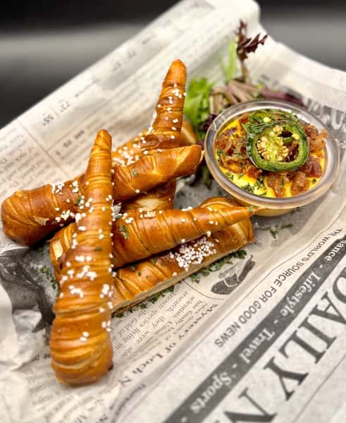 Soft Pretzels & Craft Beer Cheese