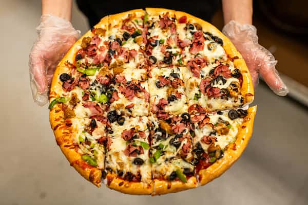 Extra Large Mancino's Pride 16"