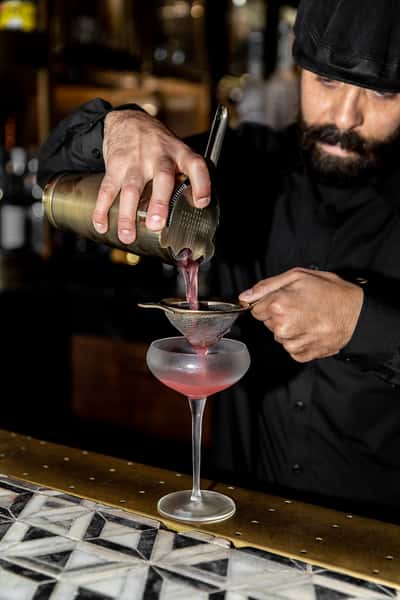 making cocktail