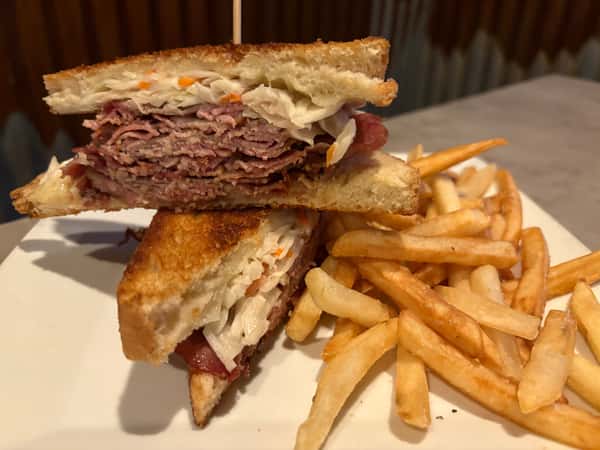 DRYVILLE BRISKET MELT