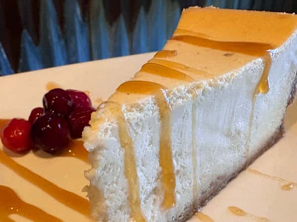 NEW YORK STYLE CHEESECAKE