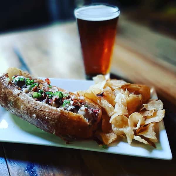 brautworst and chips and beer