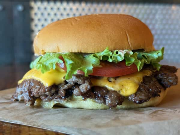 Wagyu Smash Cheese Burger
