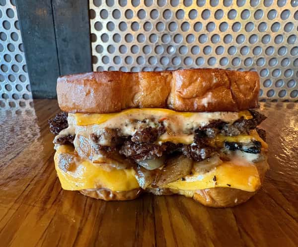 Patty Melt (1/2lb.)