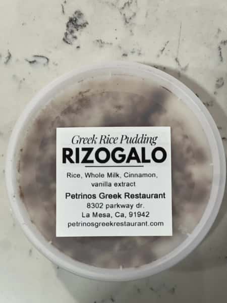 Rizogalo (rice pudding)