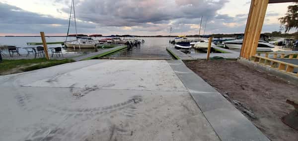 Boat launch ramp
