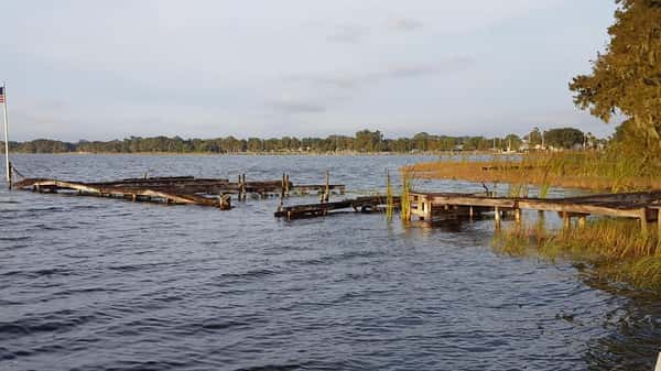 Broken dock 1