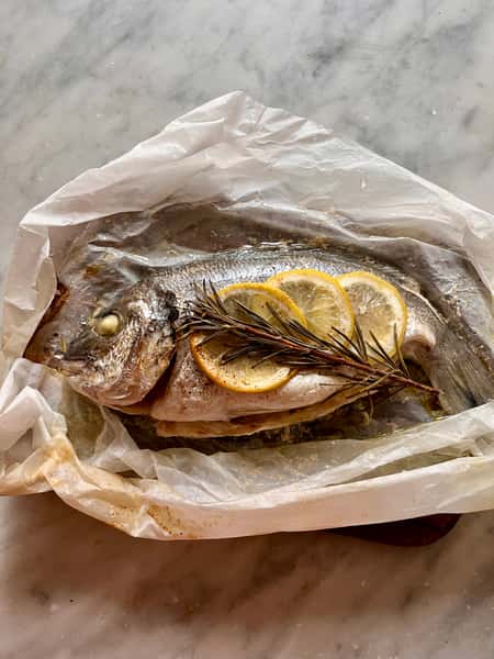 Sea bream al cartoccio