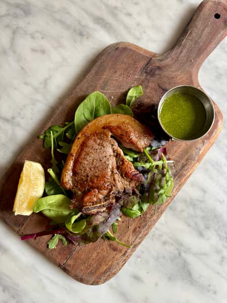 Lamb chop, lemon & mint sauce