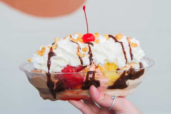Banana Split - Large - 3 Scoops