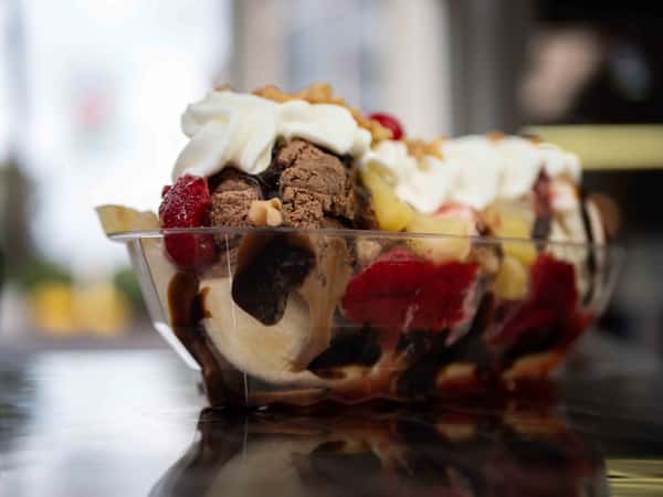 banana split