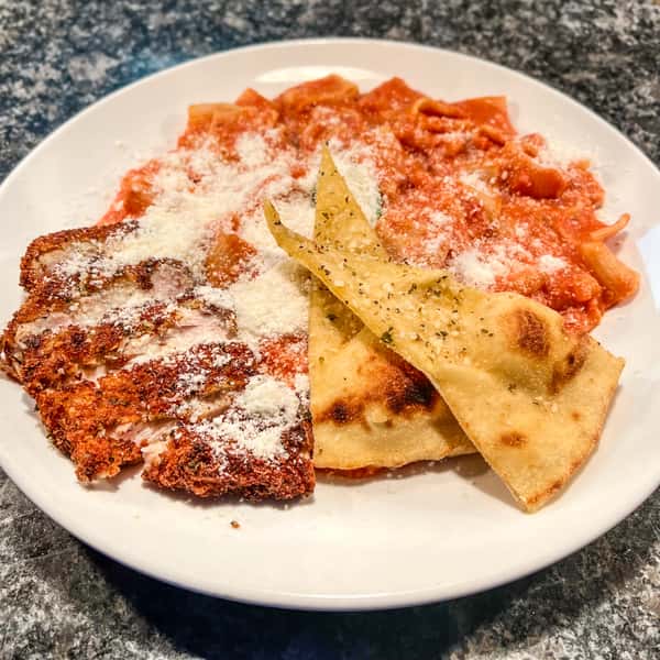 House Made Rigatoni w/ Chicken