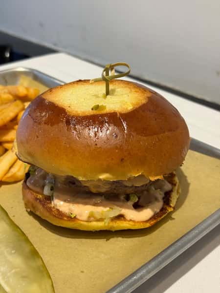 House Deluxe Burger