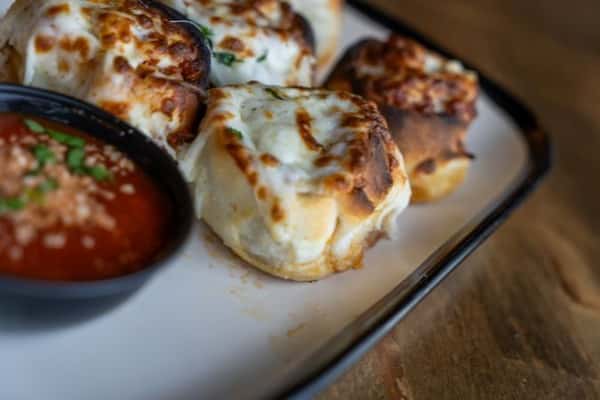 Pepperoni Rolls