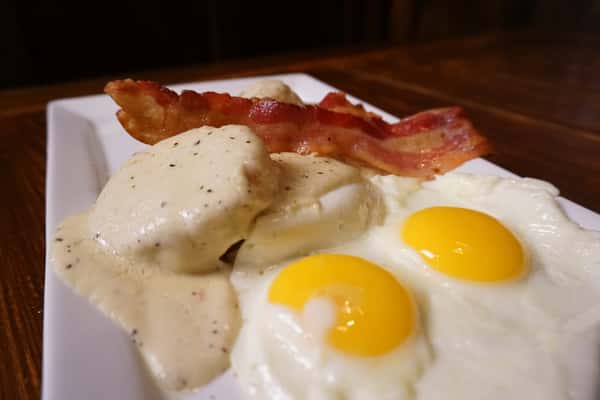 MJ'S Biscuits N' Gravy