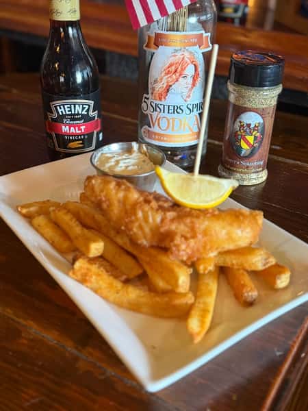 1/2 FISH N' CHIPS