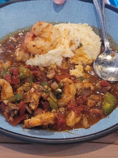 Salty's Famous Red Shrimp & Grits