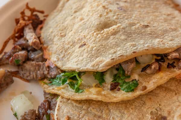 Carne Asada Mulitas
