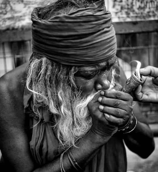 smoking sahdu