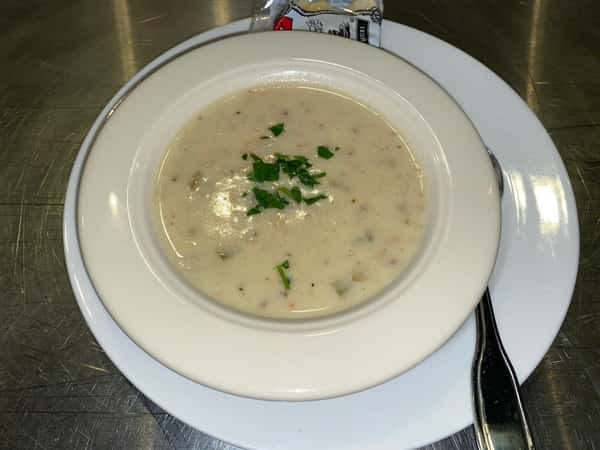 Made-From-Scratch Clam Chowder