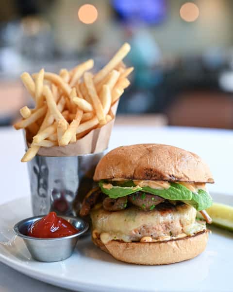 Start the week strong and join us for lunch! We offer our full menu all day PLUS amazing lunch specials only available from 11:30-3:00 weekdays... check out our website through the link in bio for menus