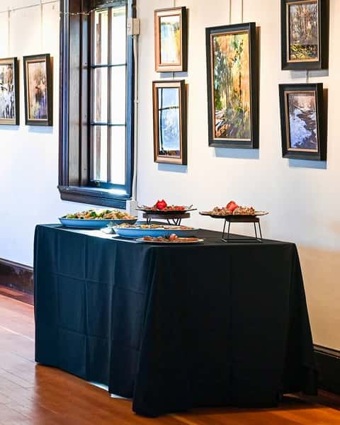 Planning a graduation party?? We are now booking graduation parties at the Milton Art Center. Enjoy your favorite Novara & Abby Park food... and drinks! We have a full liquor license so we can bring the party with us wherever we go! 🥳

Call 617-696-8400 or email sharada@abbypark.com for availability