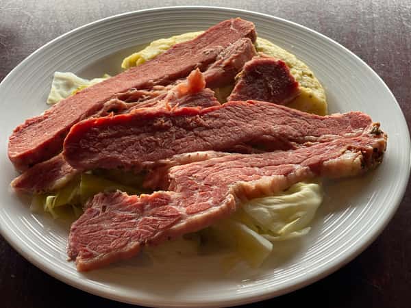 Traditional Corned Beef and Cabbage**