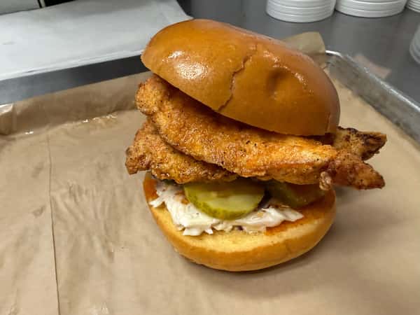 Tejas Hot Chicken Sandy