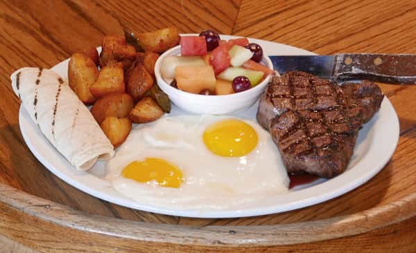 steak eggs and potatoes