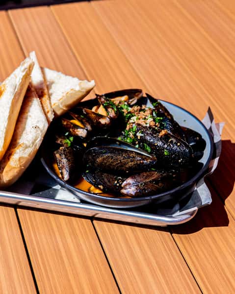 Chorizo & Lime Mussels