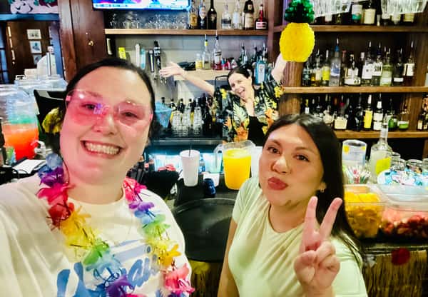 Tiki Brunch selfie!!