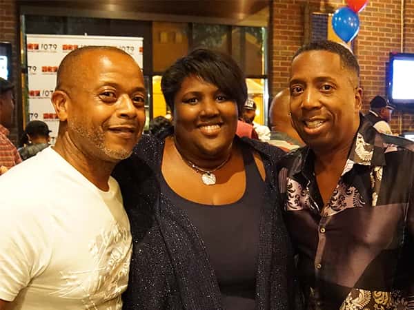 happy customers at paschals