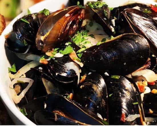 Whiskey Peppercorn Mussels