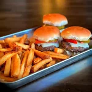 2 Burger Sliders*