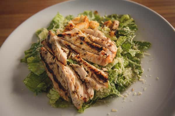 CLASSIC CAESAR SALAD