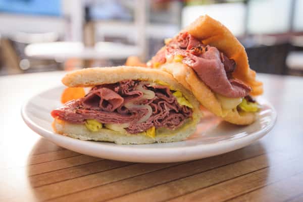 PASTRAMI SANDWICH