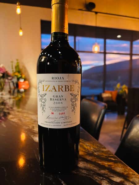 Izarbe Grand Reserva Tempronilla Bottle