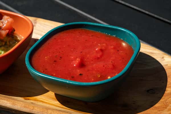 Salsa and chips