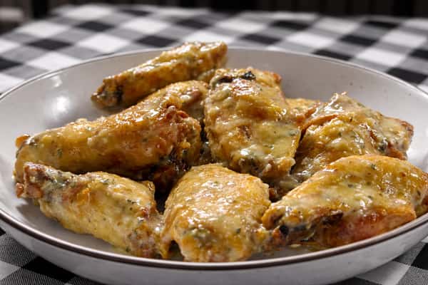 Fresh Catch Wings (6)