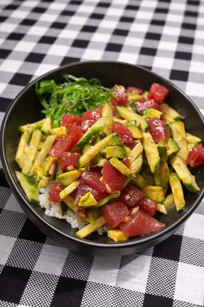 P1. Tuna Poke Bowl